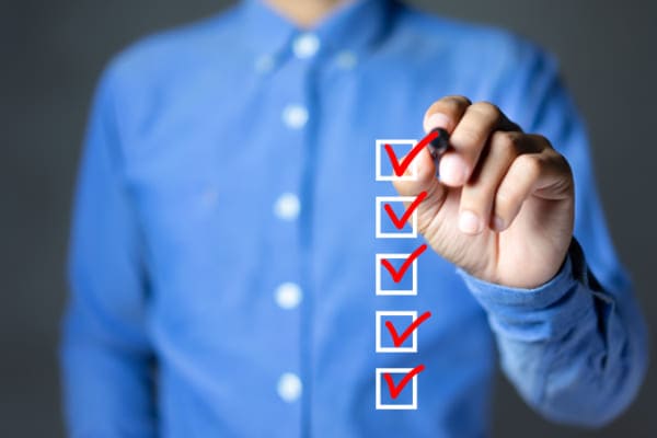 Glasfenster können mit vielen unterschiedlichen Sicherheitsaspekten konfiguriert werden