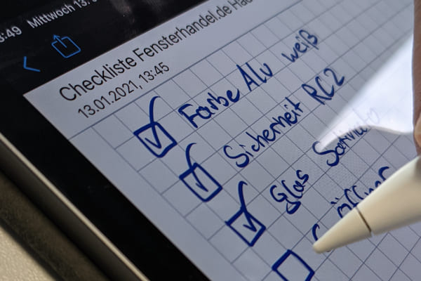 Nebeneingangstüren in Kunststoff oder Alu