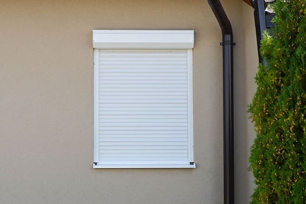 Garagenfenster mit Rollladen