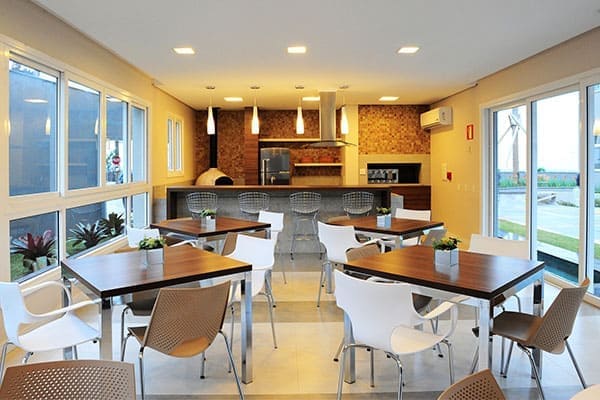 Unterlichtfenster Schiebetür - viel Licht im Raum